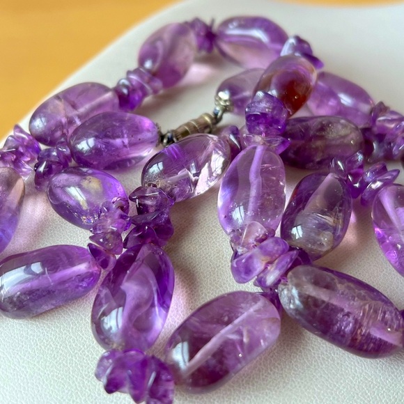 VINTAGE LARGE NATURAL AMETHYST BEADS LONG NECKLACE STATEMENT VERSATILE